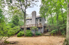 Wintergreen Resort Home with Deck, 1 Mi to Skiing!
